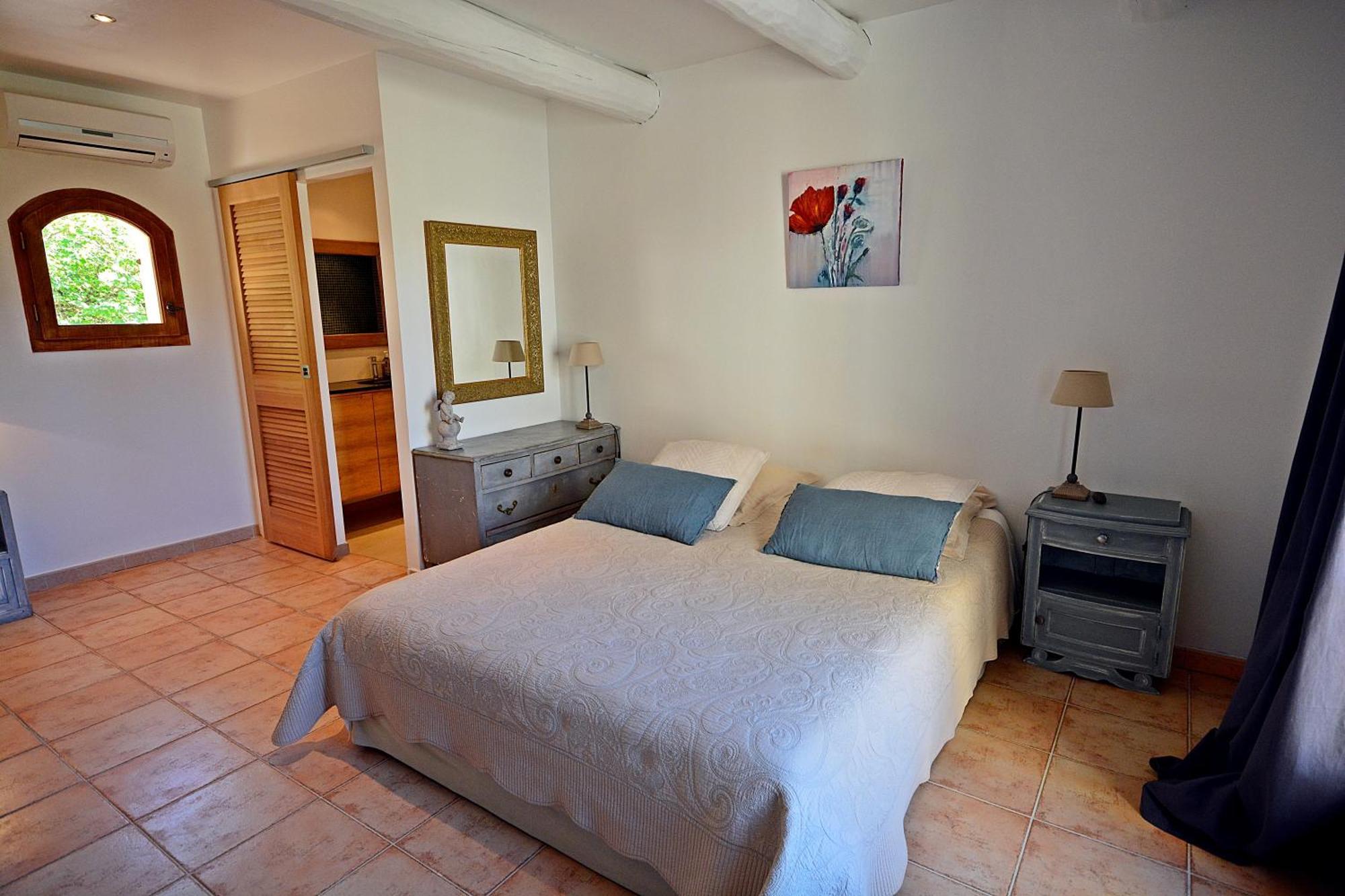 Mas Les Fleurs D'Hilaire Bed and Breakfast Monteux Exteriör bild